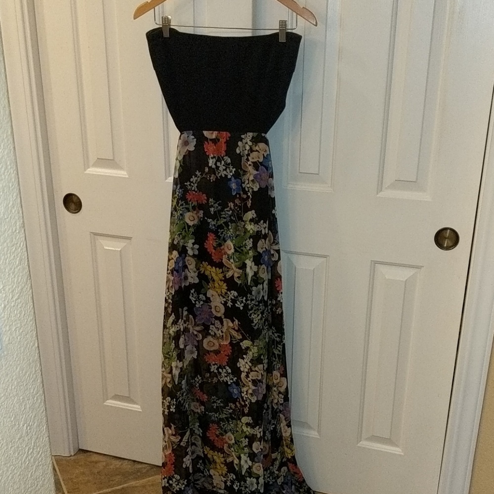 Like Mynded Floral Maxi Dress